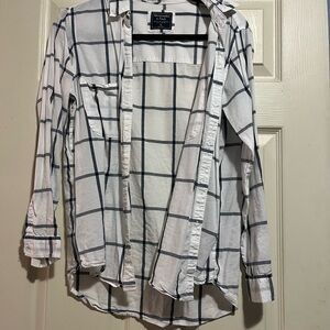 Abercrombie & Fitch White and Black Button Down Shirt
